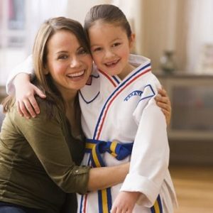 mother-daughter-karate-862x575-1-e1638285952959